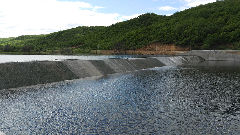 黑河市爱辉区2014年度节水增粮行动项目工程.jpg